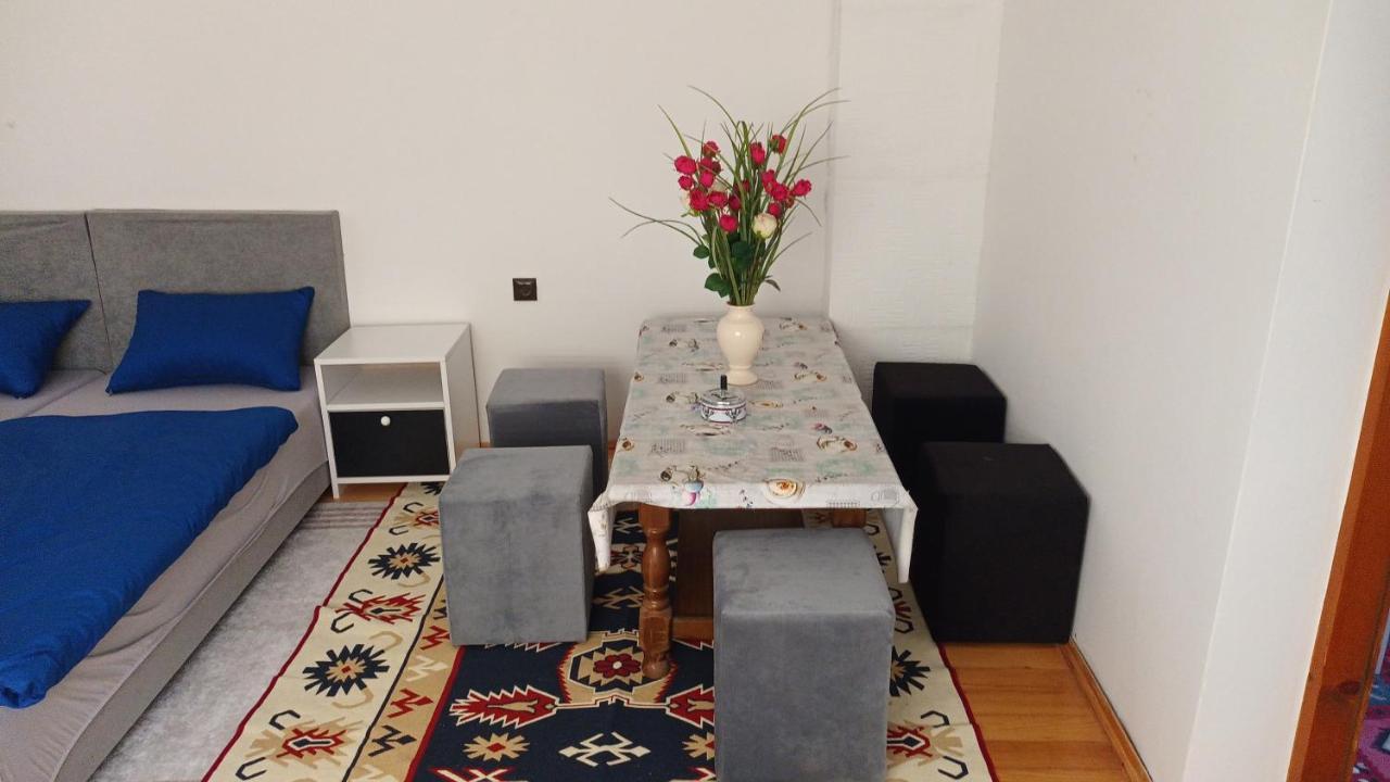 Almira Mujcic Apartment Sarajevo Luaran gambar
